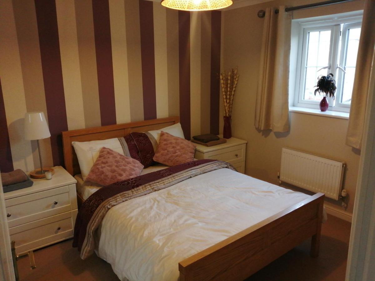 Apartament Bridge House Llanelli Zewnętrze zdjęcie